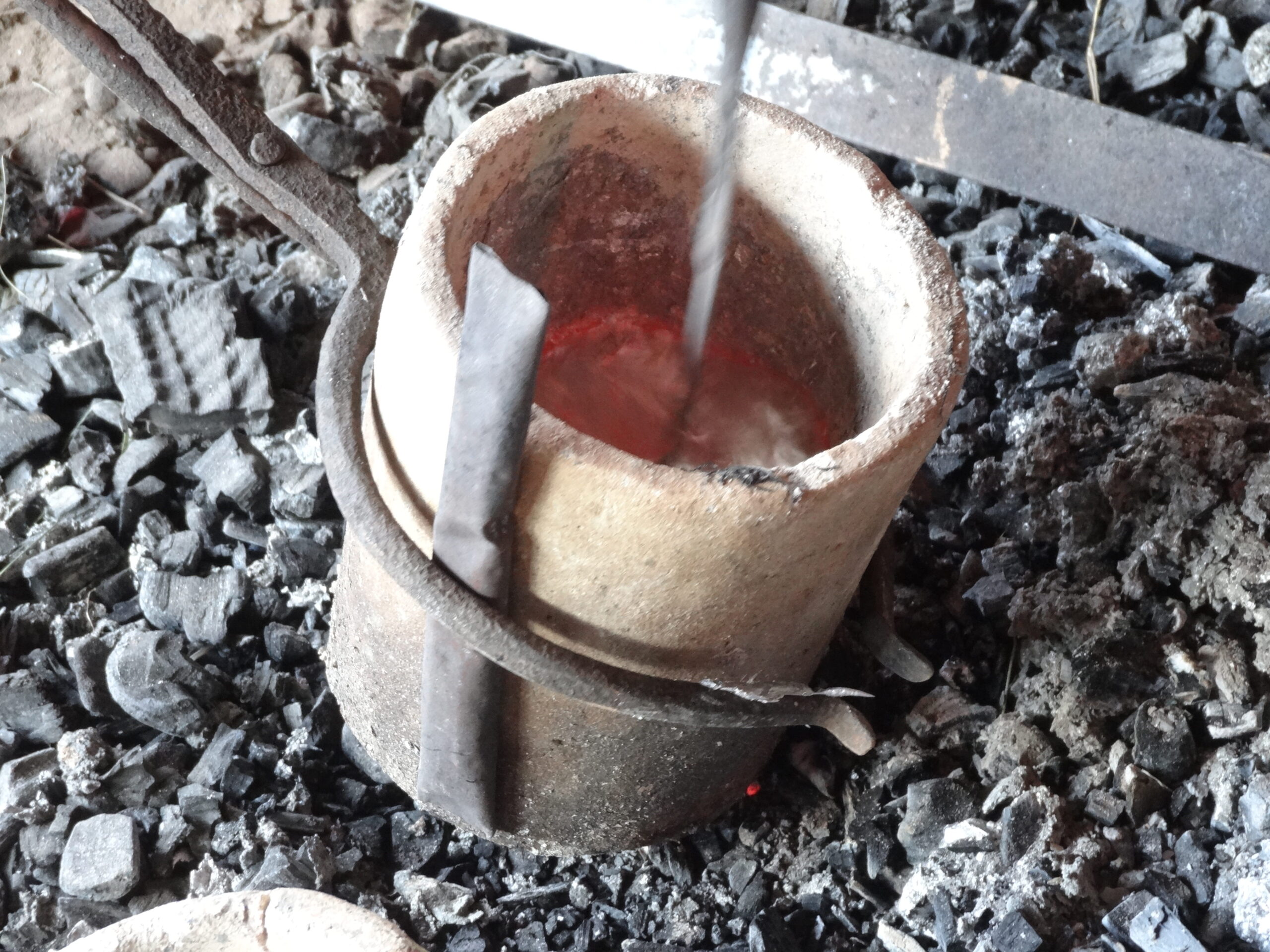 Step 5 – Removing impure metal before pouring